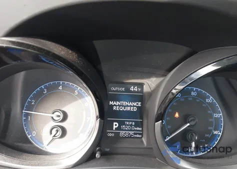 2016 Toyota Corolla S Plus z USA, uszkodzony, nr VIN 2T1BURHE1GC703463